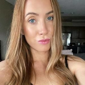 Meet your Posher, Lacey